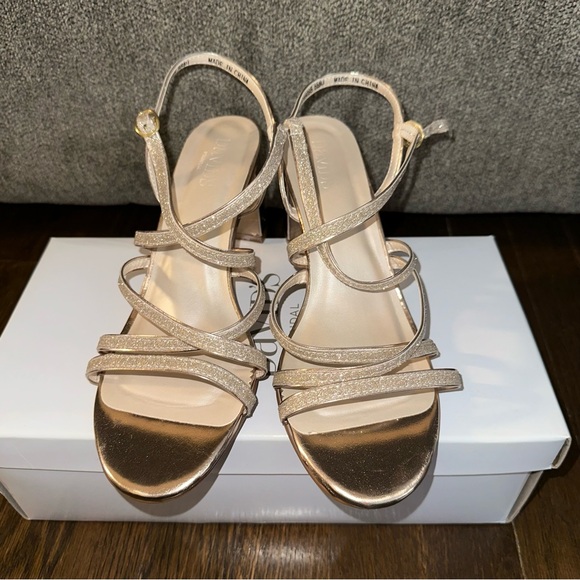 DAVID'S BRIDAL - Metallic Block Heel Sandals with Glitter Straps - Picture 6 of 13